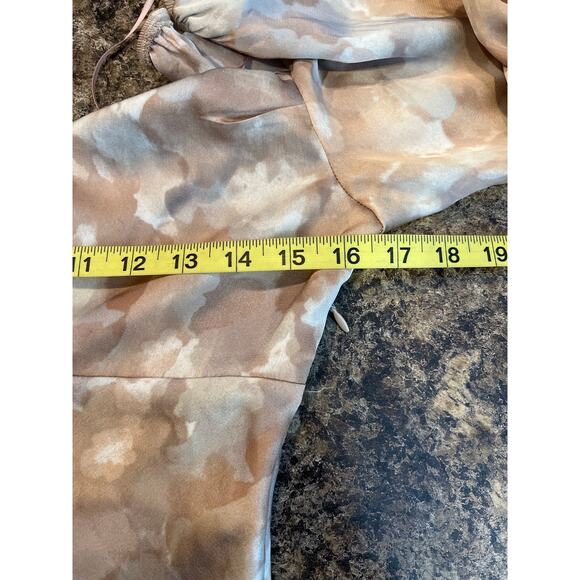 ASTR The Label Elsie Floral Mini Sundress Satin Size Medium - Picture 8 of 9